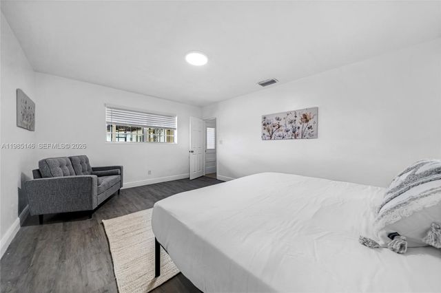 8420 Pasadena Blvd, Pembroke Pines, FL 33024