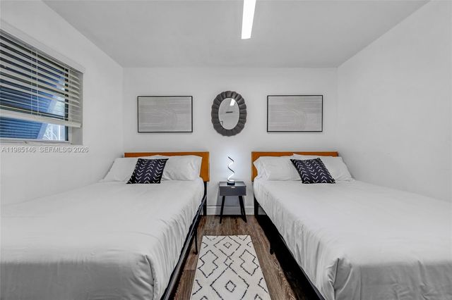 8420 Pasadena Blvd, Pembroke Pines, FL 33024