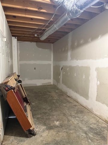 4900 Finch, Paragould, AR 72450