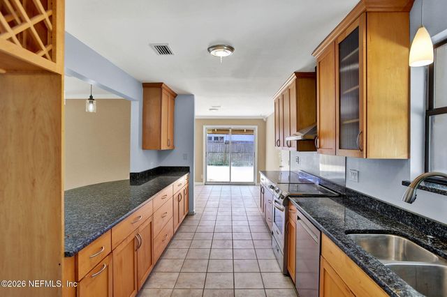3345 EUNICE Road, Jacksonville, FL 32250