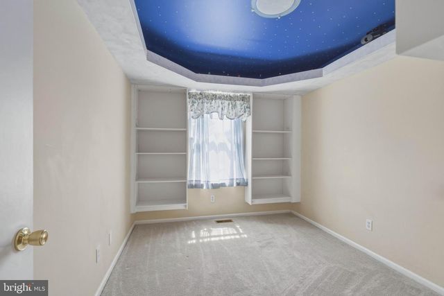 6179 TOWHEE LN, Mays Landing, NJ 08330