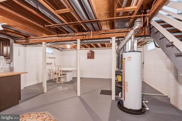 6179 TOWHEE LN, Mays Landing, NJ 08330