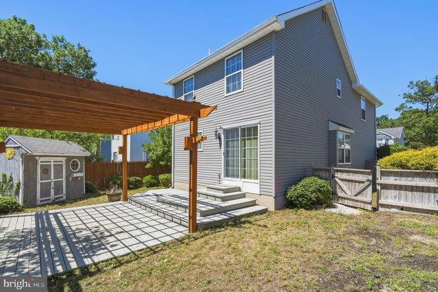 6179 TOWHEE LN, Mays Landing, NJ 08330