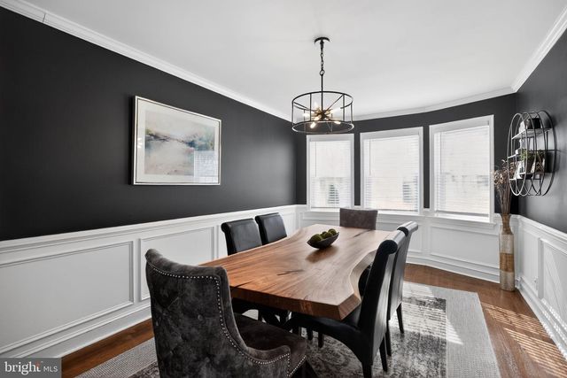 323 W WAVERLY RD, Glenside, PA 19038