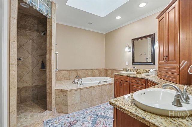 4 Willow Oak Circle, Savannah, GA 31411