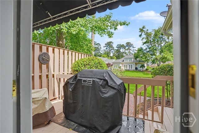 4 Willow Oak Circle, Savannah, GA 31411
