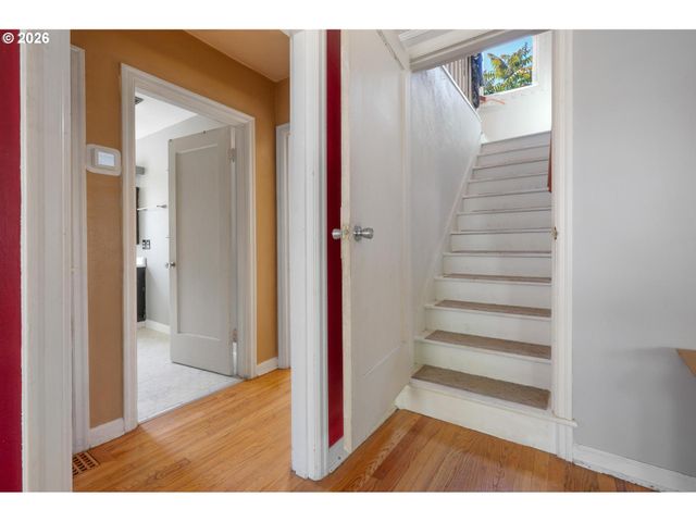 6846 Ne 23RD Ave, Portland, OR 97211