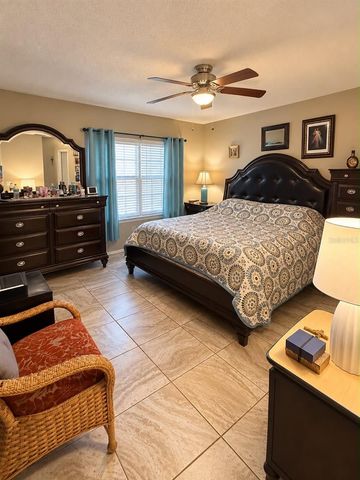 100 WINDY DUNE COURT, Kissimmee, FL 34743