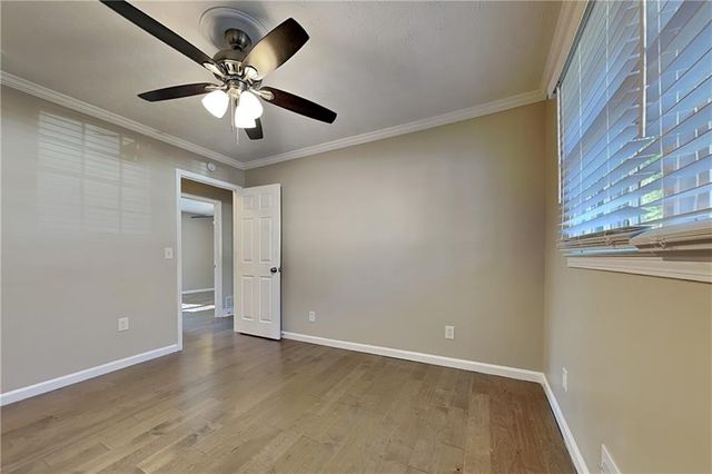 4656 Lincoln SW Way, Lilburn, GA 30047