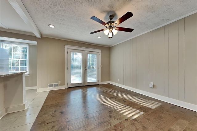 4656 Lincoln SW Way, Lilburn, GA 30047