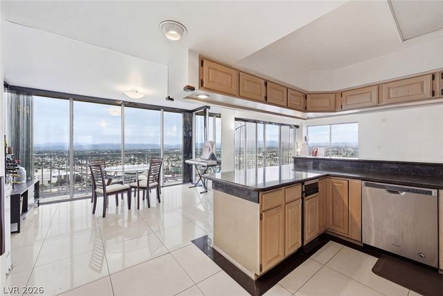 3111 Bel Air Drive 25H, Las Vegas, NV 89109