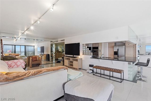 3111 Bel Air Drive 25H, Las Vegas, NV 89109