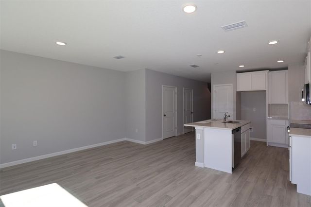 4156 CAMPSITE LOOP, Orlando, FL 32824