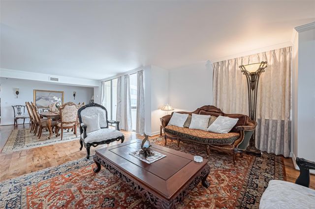 3525 Sage Road 1517, Houston, TX 77056