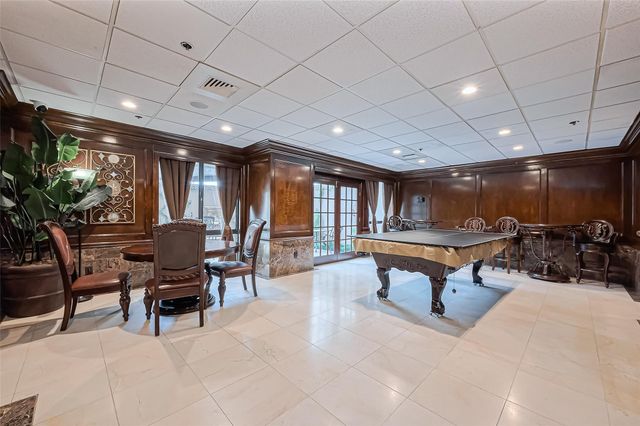 3525 Sage Road 1517, Houston, TX 77056