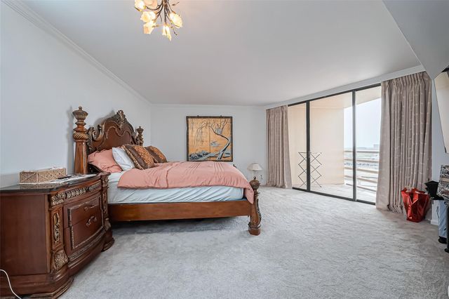 3525 Sage Road 1517, Houston, TX 77056