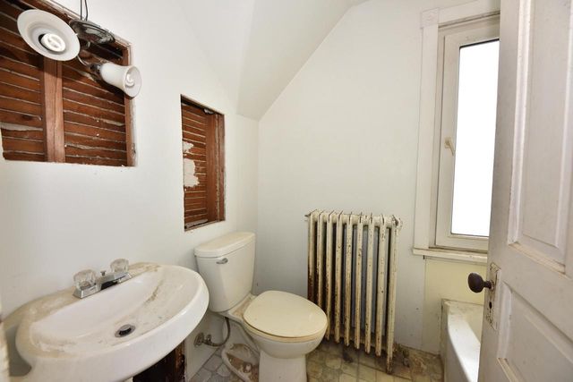 825 Fredonia AVENUE, Fredonia, WI 53021