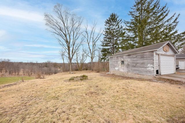 825 Fredonia AVENUE, Fredonia, WI 53021