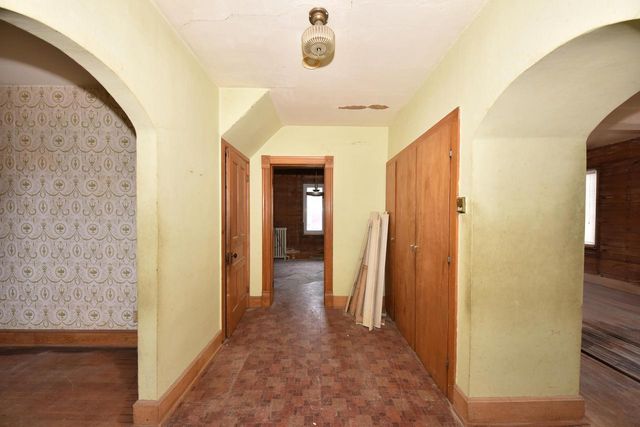 825 Fredonia AVENUE, Fredonia, WI 53021