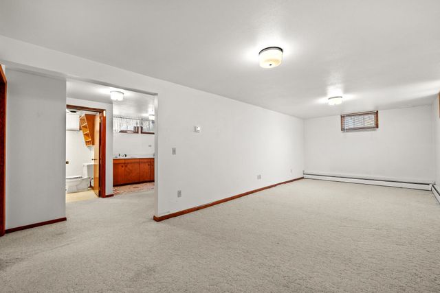 117 35TH AVE SE, Minot, ND 58701