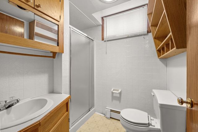 117 35TH AVE SE, Minot, ND 58701