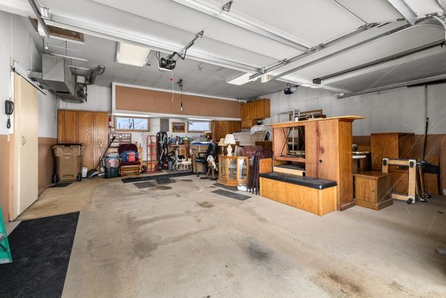 117 35TH AVE SE, Minot, ND 58701