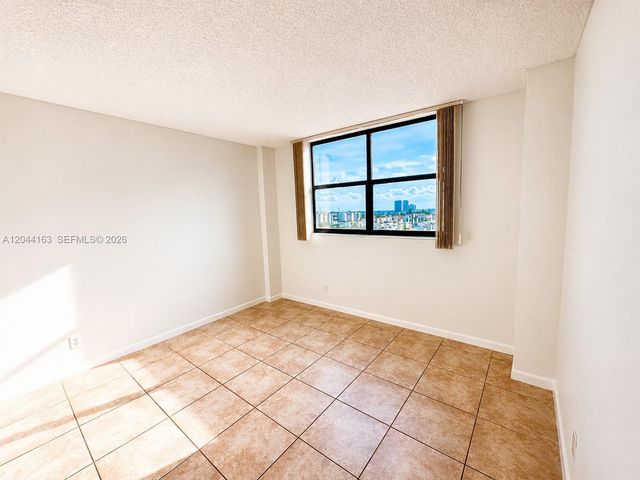 290 174th St 1207, Sunny Isles Beach, FL 33160