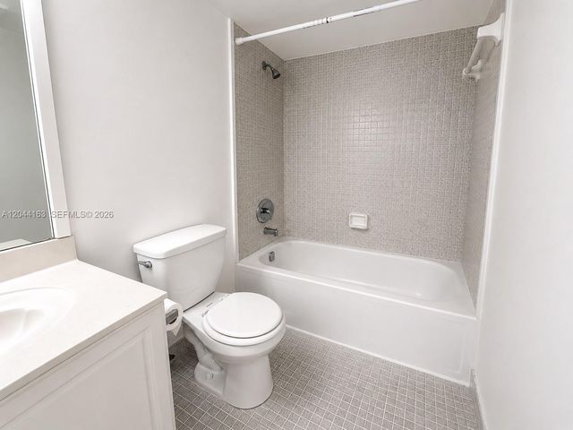 290 174th St 1207, Sunny Isles Beach, FL 33160