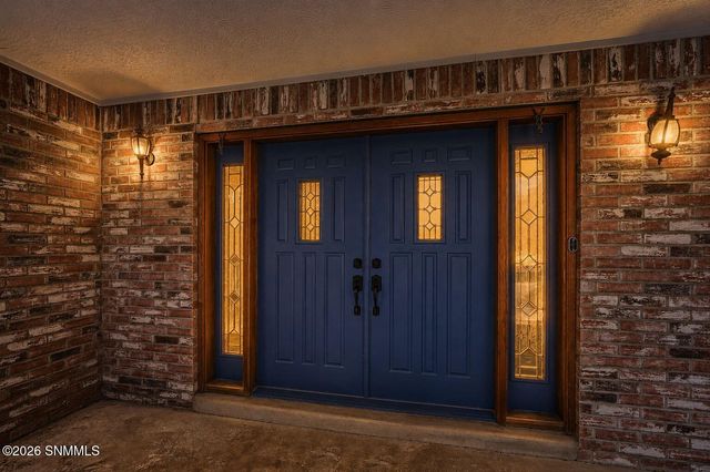 960 Calle Sereno, Las Cruces, NM 88007