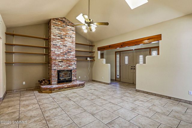 960 Calle Sereno, Las Cruces, NM 88007