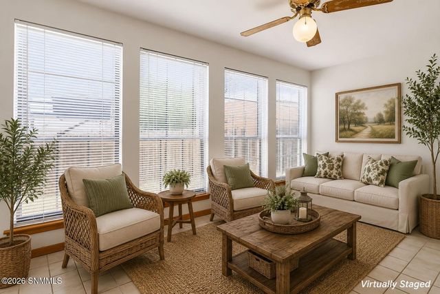 960 Calle Sereno, Las Cruces, NM 88007