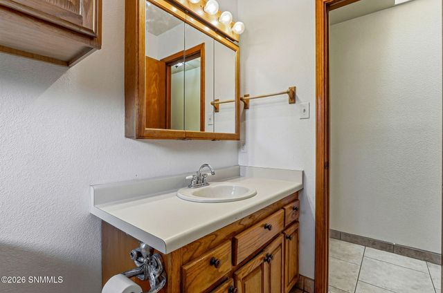 960 Calle Sereno, Las Cruces, NM 88007