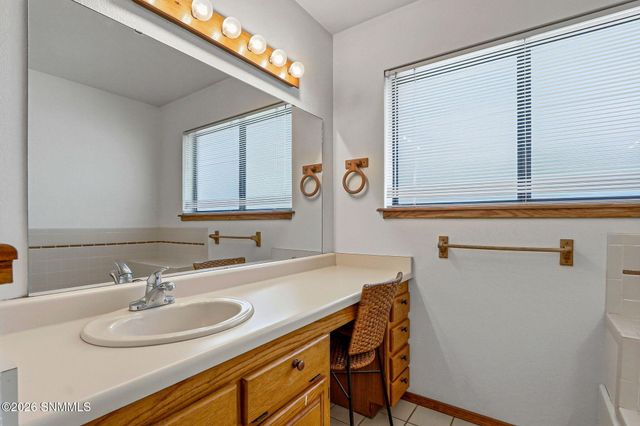 960 Calle Sereno, Las Cruces, NM 88007