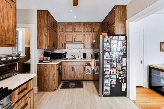 240 & 242 Highwood Avenue, Highwood, IL 60040