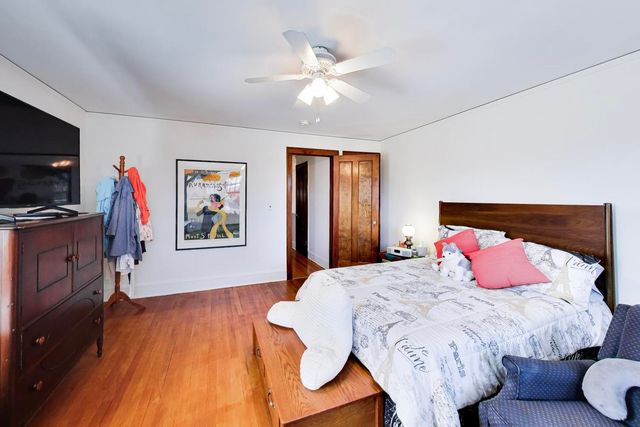 240 & 242 Highwood Avenue, Highwood, IL 60040
