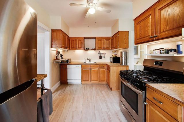 240 & 242 Highwood Avenue, Highwood, IL 60040