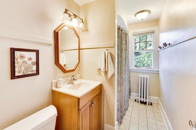 240 & 242 Highwood Avenue, Highwood, IL 60040