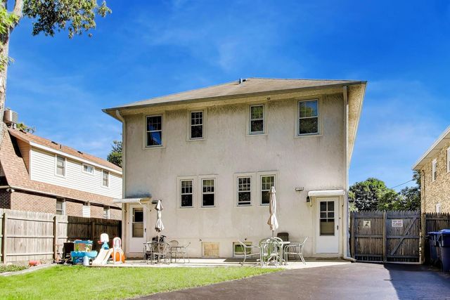 240 & 242 Highwood Avenue, Highwood, IL 60040