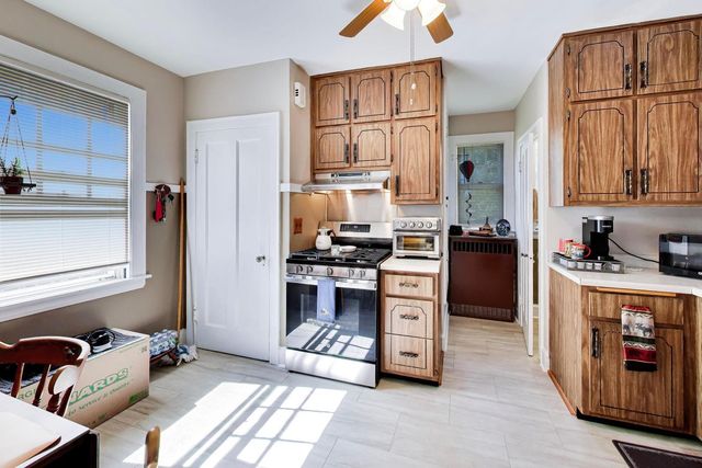 240 & 242 Highwood Avenue, Highwood, IL 60040