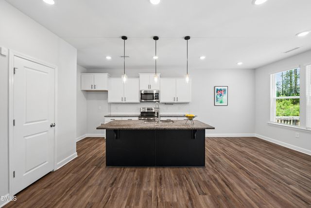 40 Echo Canyon Drive, Clayton, NC 27527