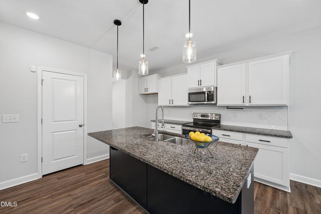 40 Echo Canyon Drive, Clayton, NC 27527