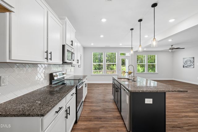 40 Echo Canyon Drive, Clayton, NC 27527