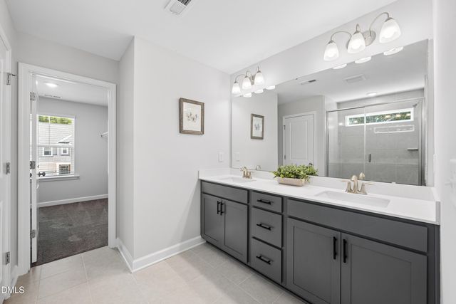 40 Echo Canyon Drive, Clayton, NC 27527