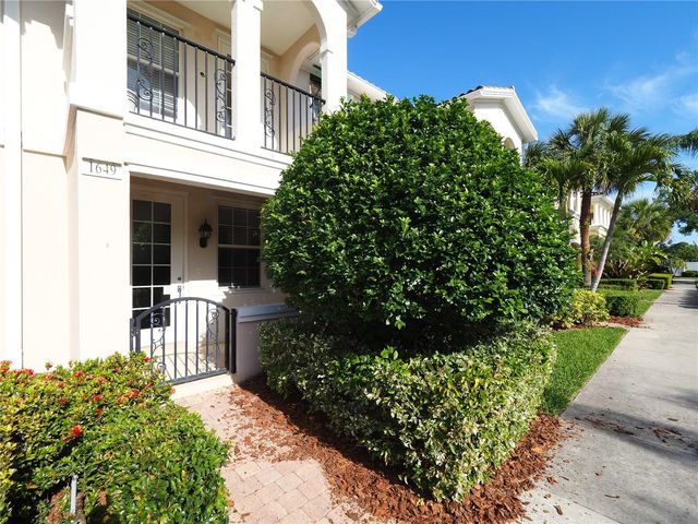 1649 NAPOLI DRIVE W, Sarasota, FL 34232
