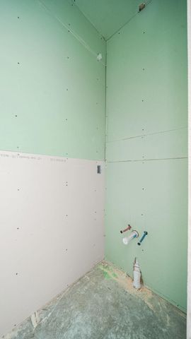 1874 Burleson, Brenham, TX 77833