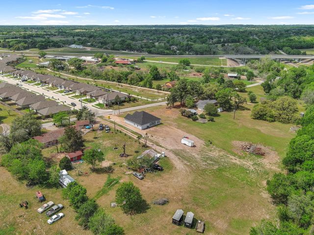 1874 Burleson, Brenham, TX 77833