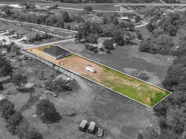 1874 Burleson, Brenham, TX 77833