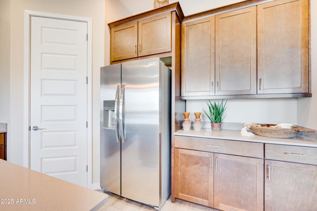 7821 W HIDE Trail, Peoria, AZ 85383