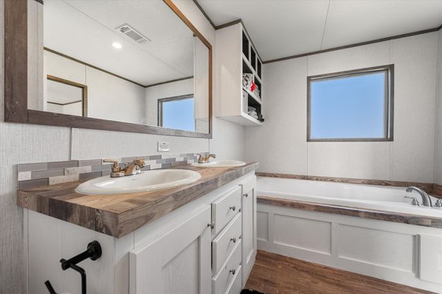 211 FM 2547, Fairfield, TX 75840