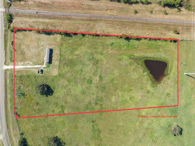 211 FM 2547, Fairfield, TX 75840